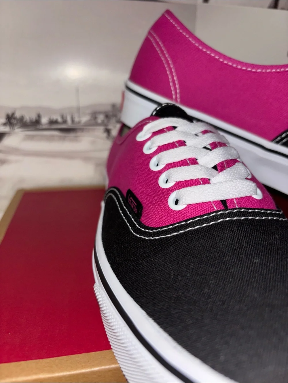 Vans Authentic sz 10.0 Men’s 11.5 Women’s